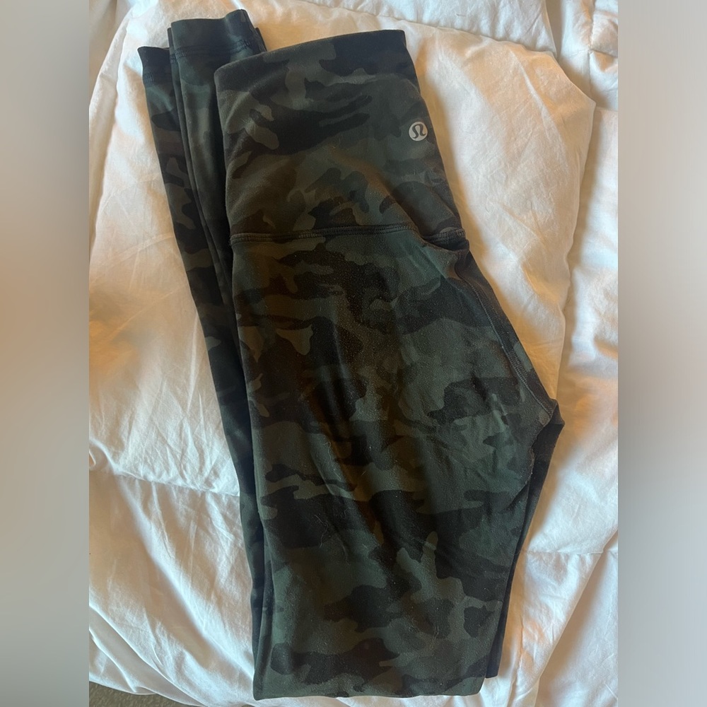 Green camo Lululemon Align Leggings